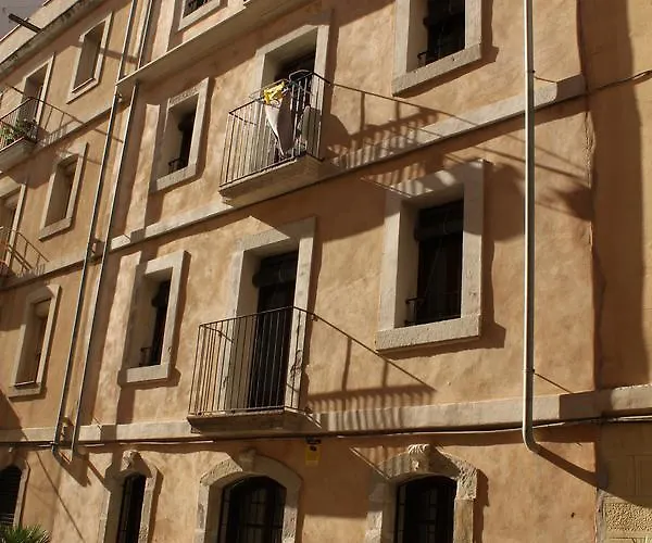 Barcelona Beach Apartments *