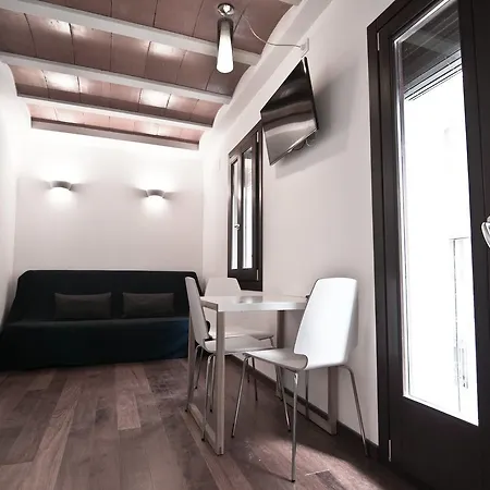 Barcelona Beach Apartments アパート *